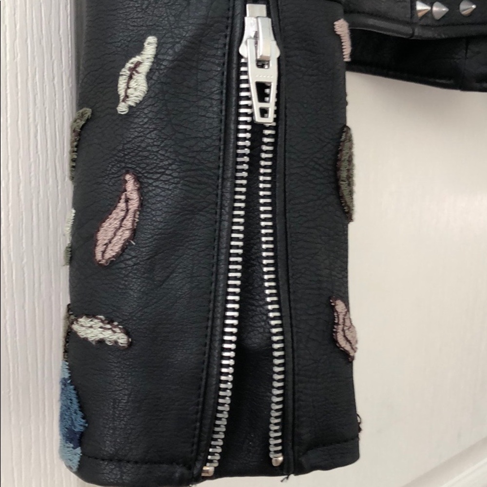BLANK NYC EMBROIDERED STUDDED FAUX LEATHER JACKET - Picture 7 of 8